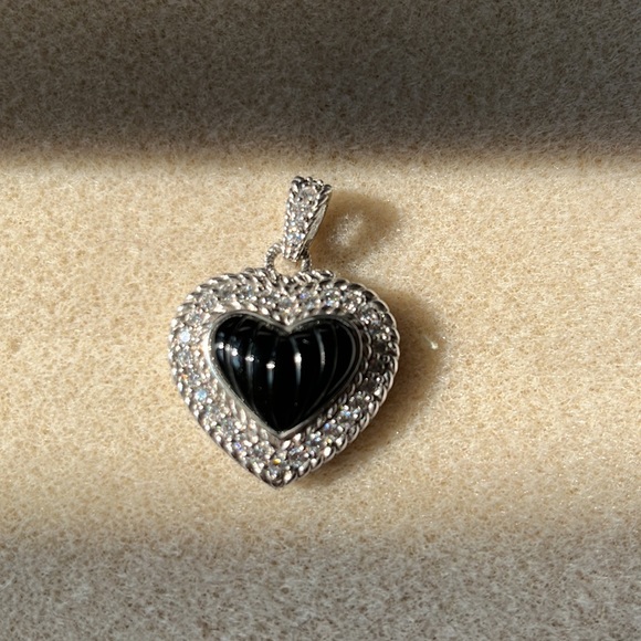 Judy Ripka Jewelry - Judith Ripka sterling heart enhancer